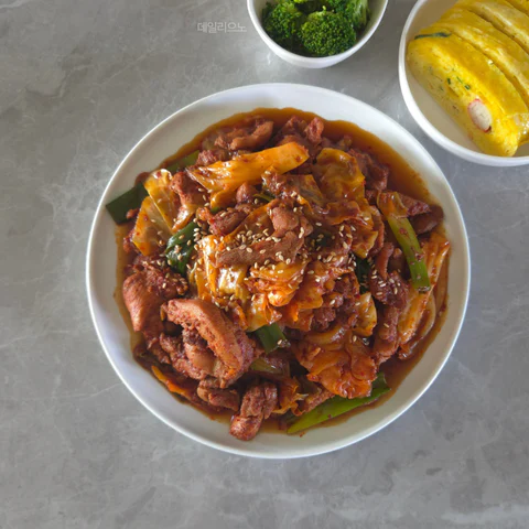 유가네 닭갈비 창업주가 만든 유가솜씨 닭갈비 밀키트