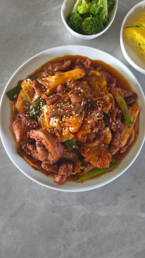 유가네 닭갈비 창업주가 만든 유가솜씨 닭갈비 밀키트