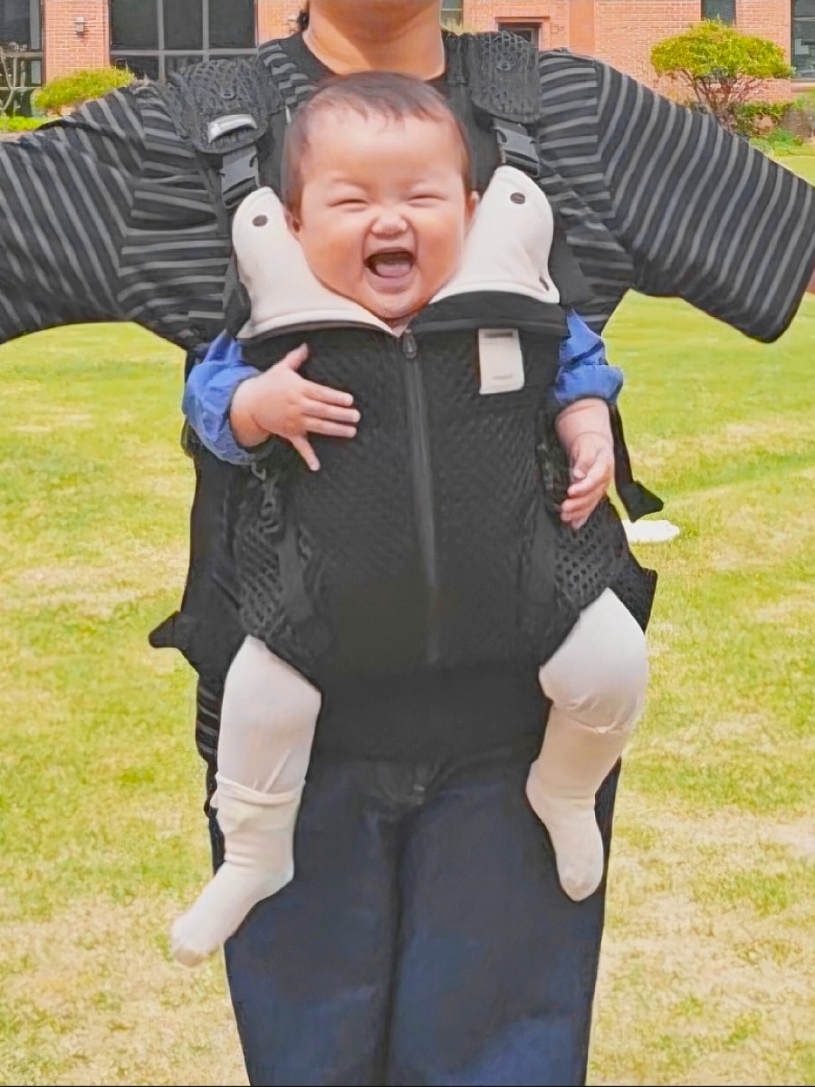 베베스완 아기띠